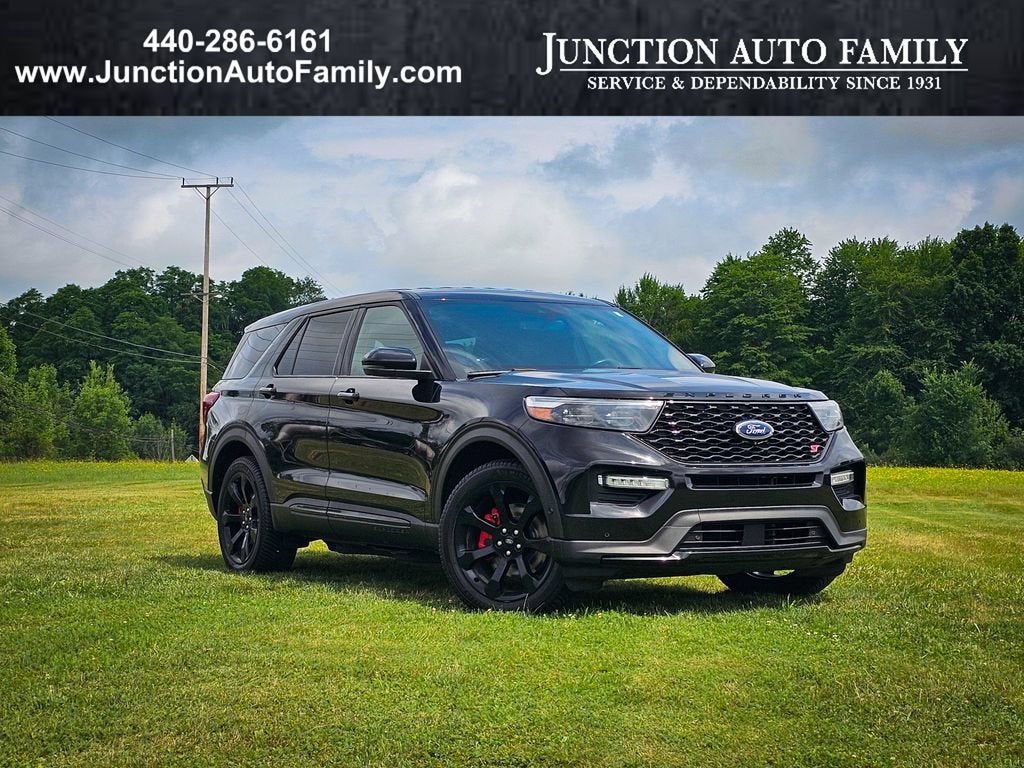 2022 Ford Explorer ST in Black — front three-quarter view