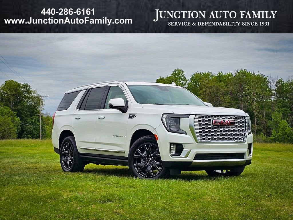 2023 GMC Yukon Denali in White Frost Tricoat — front three-quarter view