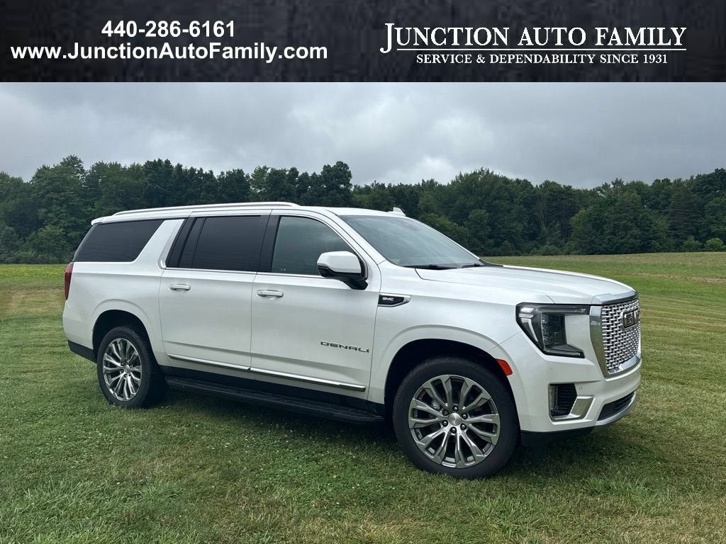 2021 GMC Yukon XL Denali in White Frost Tricoat — front three-quarter view