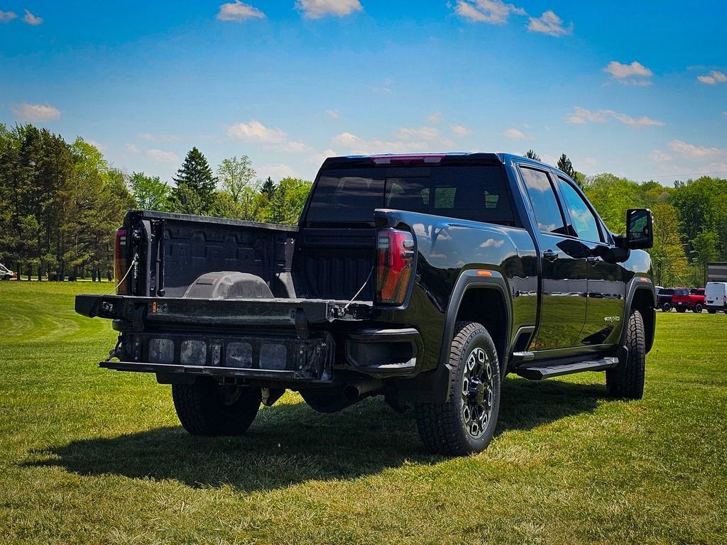 2024 GMC Sierra 2500 HD — interior view