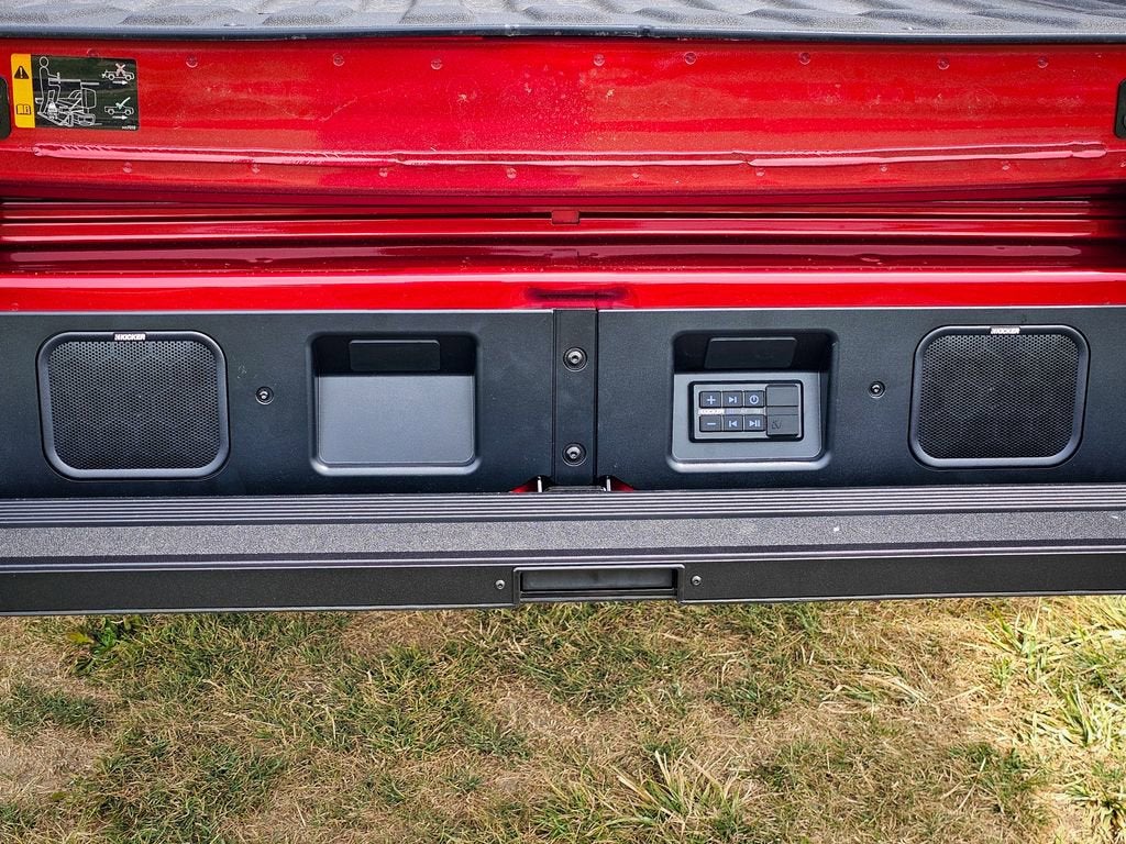 2026 GMC Sierra 2500 HD — detail view