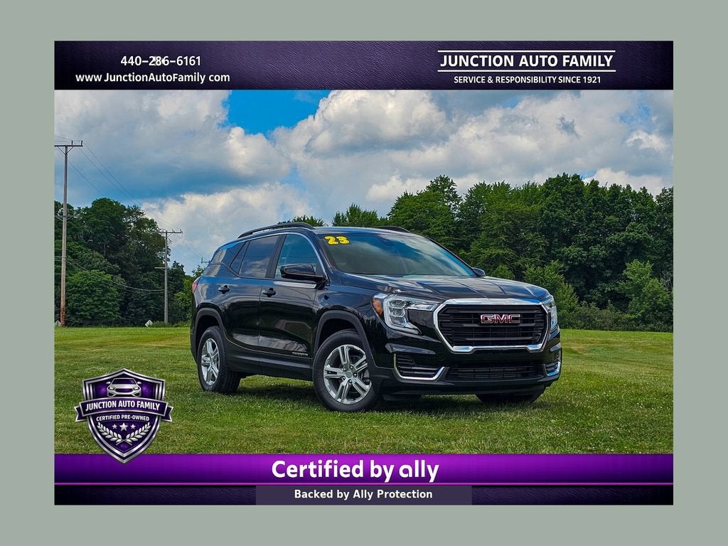 2023 GMC Terrain SLE in Ebony Twilight Metallic — front three-quarter view