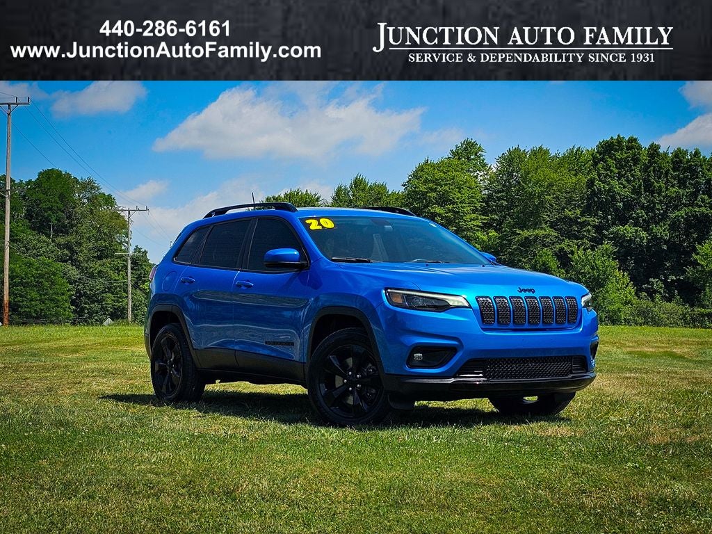 2020 Jeep Cherokee Altitude 4x4 in Hydro Blue Pearlcoat — front three-quarter view
