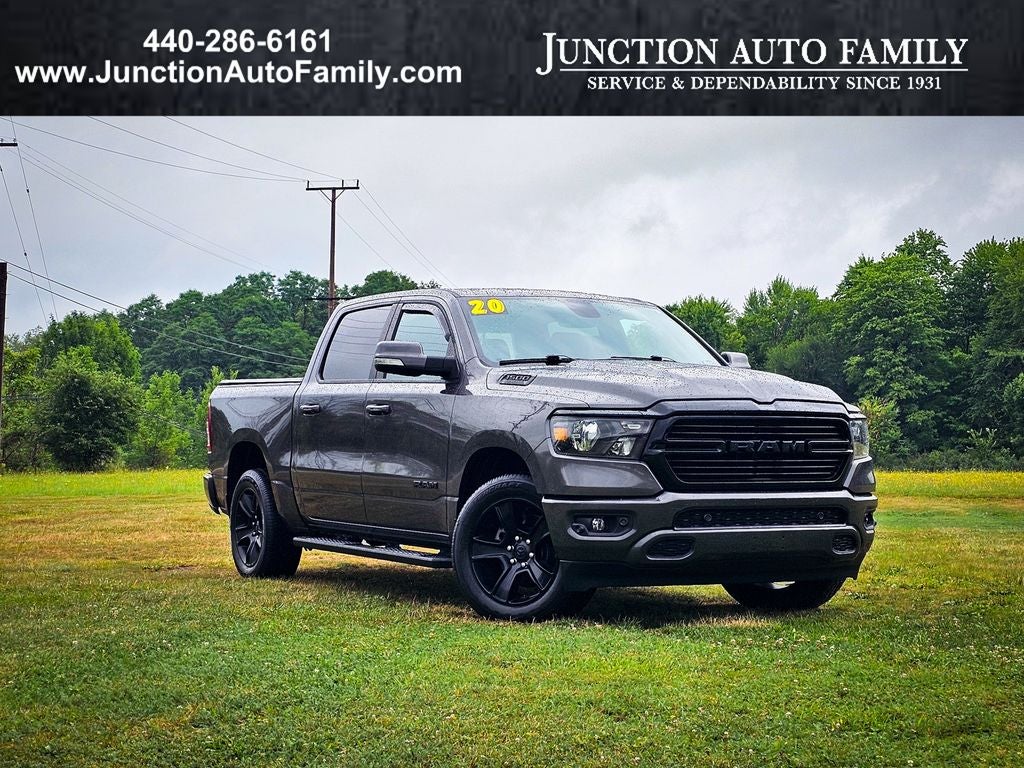 2020 RAM 1500 Big Horn Crew Cab 4x4 5'7' Box in Granite Crystal Metallic Clearcoat — front three-quarter view